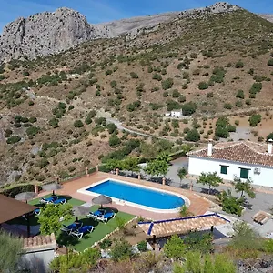 casa-rural-el-puerto.es-andalucia.com/
